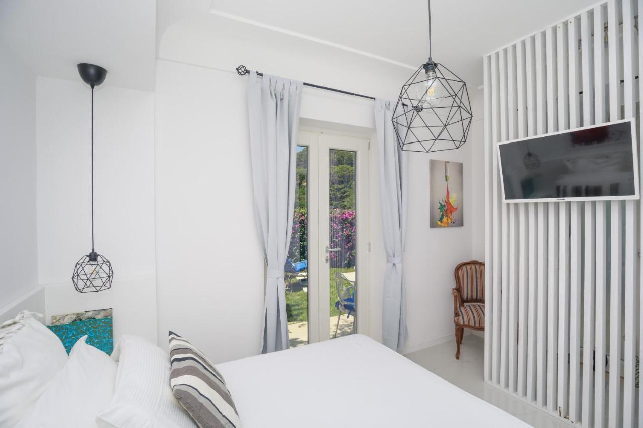 Juniorsuiteb&B Capri Luaran gambar
